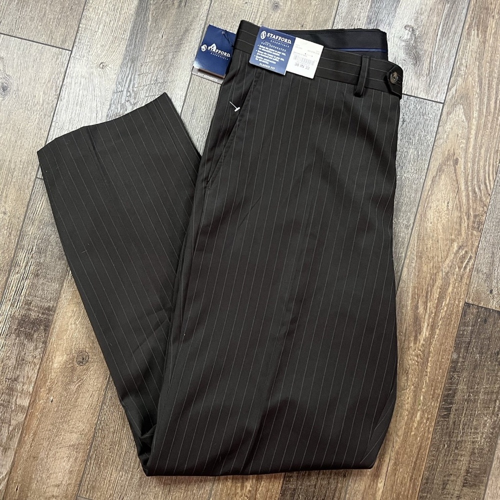 Stafford Men's Classic Fit Brown 38x32 Travel Suit Separate Pants NWT